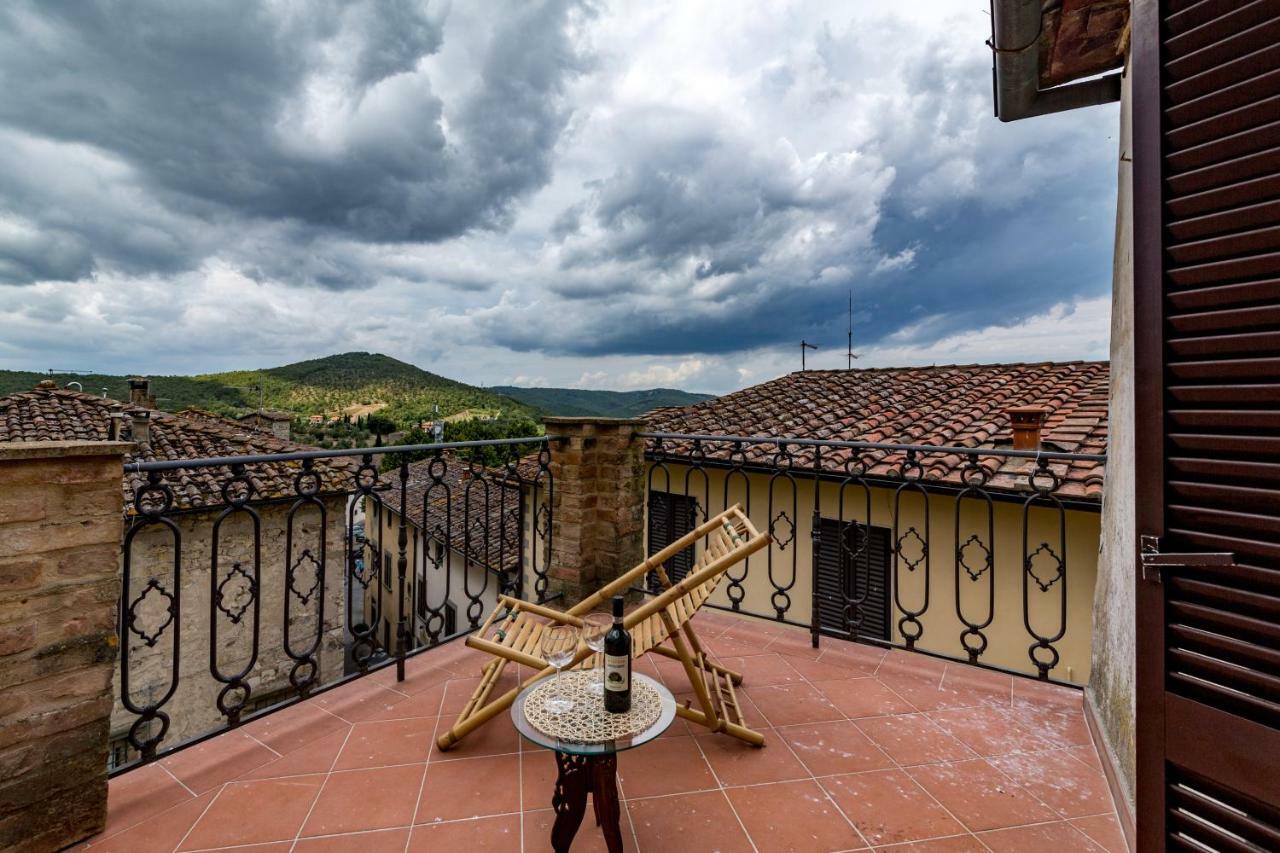 Art Rebus Tower In Tuscany Apartman Radda in Chianti Kültér fotó