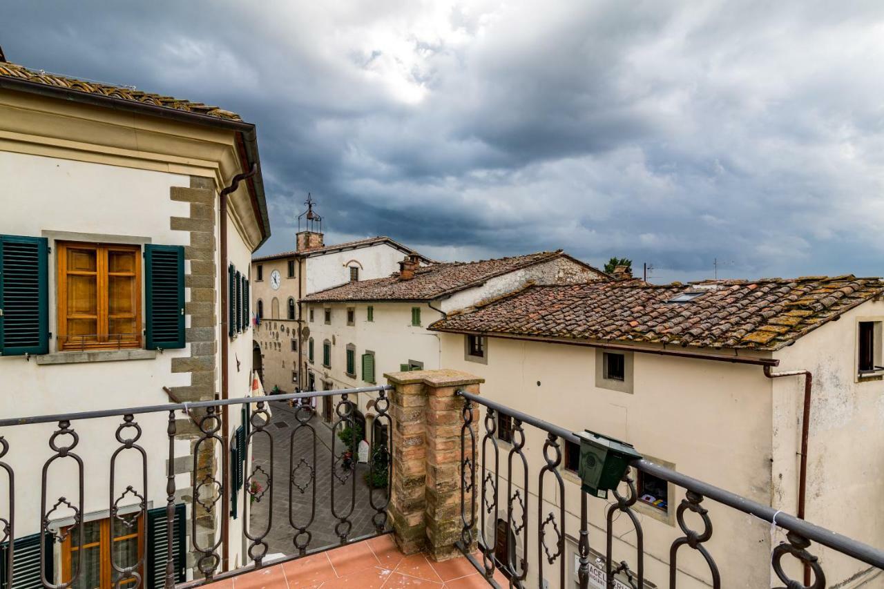 Art Rebus Tower In Tuscany Apartman Radda in Chianti Kültér fotó